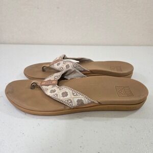 Reef Womens Tan Geometric Print Thong Flip Flop Sandals Anatomical Arch Support